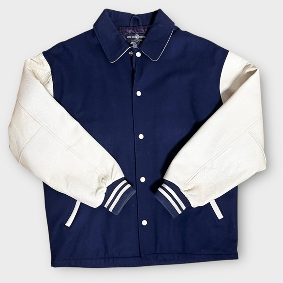 VINTAGE Tasmanian Devil Jacket Taz LEATHER USA- Size Medium 1997 Looney Tunes - Picture 2 of 6